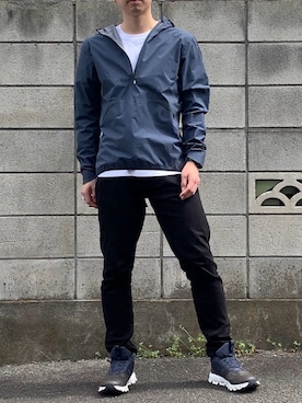 「On（オン）のアイテム（マウンテンパーカー）」を使った、つっちーさん（メンズ・173cm）の夏コーディネート