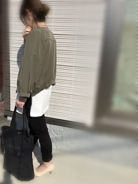 「アイテム（エコバッグ/サブバッグ、ブラック系）」を使った、haruhinaさん（レディース・154cm）の春コーディネート