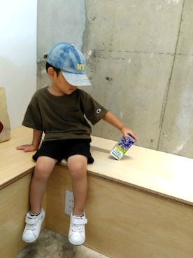 「Ocean&Ground（オーシャン&グラウンド）のアイテム（キャップ）」を使った、はるたんさん（キッズ・90cm）の秋コーディネート