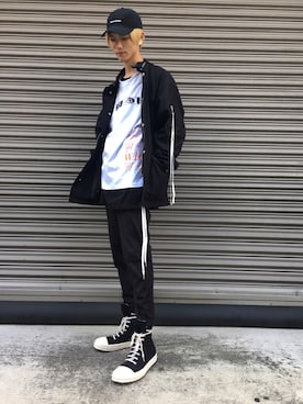 「sulvam」｜「アイテム（帽子）」を使った、𝐊𝐚𝐢𝐭𝐨さん（メンズ・180cm）の秋コーディネート