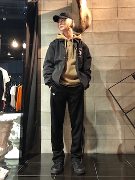 「DANKE SCHON（ダンケシェーン）のアイテム（帽子）」を使った、𝐊𝐚𝐢𝐭𝐨さん（メンズ・180cm）の冬コーディネート