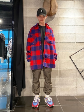 「ナイロンパンツ」｜「アイテム（その他アウター）」を使った、𝐊𝐚𝐢𝐭𝐨さん（メンズ・180cm）の冬コーディネート