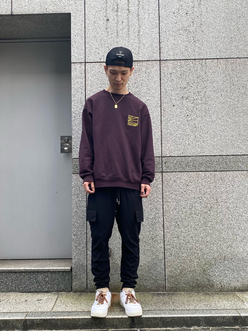 「スウェット、NIKE、オーバーサイズ、スニーカーコーデ、Danke schon、paccbet、秋冬コーデ、rassvet、ファッションの力を信じよう、ラブアンドピース2021」｜「RASSVET / PACCBETのアイテム（スウェット、ブラウン系）」を使った、𝐊𝐚𝐢𝐭𝐨さん（メンズ・180cm）の秋コーディネートの1枚目の写真