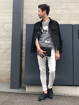 「白黒」｜「アイテム（ブルゾン）」を使った、OMIさん（メンズ・180cm）の秋コーディネート