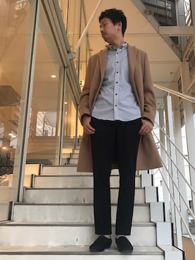 「ベージュコート」｜「アイテム（チェスターコート）」を使った、OMIさん（メンズ・180cm）の秋コーディネート
