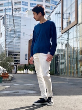 「buddy（バディ）のアイテム（スニーカー）」を使った、OMIさん（メンズ・180cm）の冬コーディネート