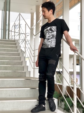 「buddy（バディ）のアイテム（スニーカー）」を使った、OMIさん（メンズ・180cm）の春コーディネート