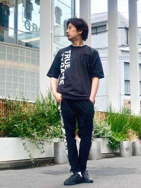 「buddy（バディ）のアイテム（スニーカー）」を使った、OMIさん（メンズ・180cm）の夏コーディネート