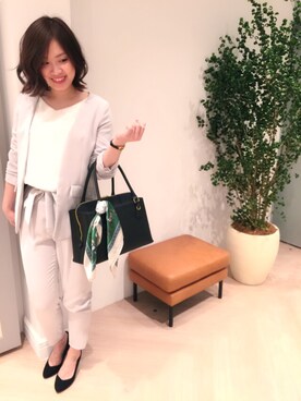 「お仕事スタイル」｜「アイテム（ノーカラージャケット）」を使った、CHIEさん（レディース・165cm）の春コーディネート