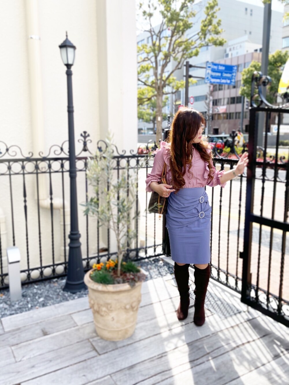 「大人女子、キレイめ、ドッキングワンピ、ピンク、ランチコーデ、春コーデ、これが私をアゲる服」｜「sobreのアイテム（ワンピース、ピンク系）」を使った、ayuさん（レディース・160cm）の春コーディネートの1枚目の写真