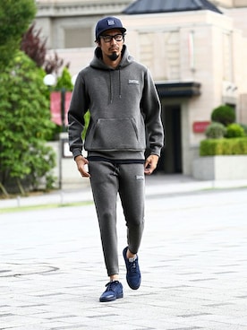 「ジョガーパンツ」｜JEEさん（メンズ・182cm）の秋コーディネート