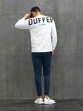 「The DUFFER of ST.GEORGE（ザダファーオブセントジョージ）のアイテム（キャップ）」を使った、JEEさん（メンズ・182cm）の冬コーディネート