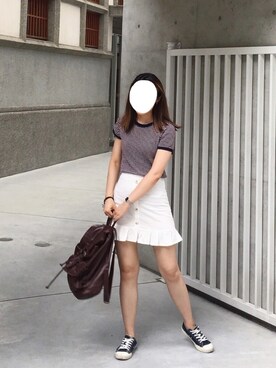 「EYESCREAM（アイスクリーム）のアイテム」を使った、Awakkさん（レディース・159cm）の秋コーディネート