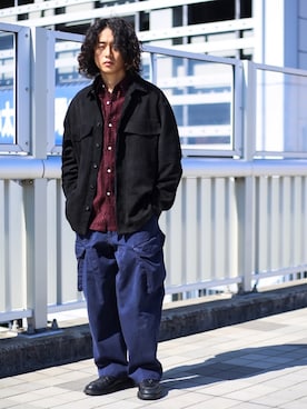 「NEZU YOHINTEN」｜工藤さん（メンズ・170cm）の秋コーディネート