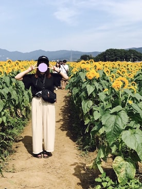 「ひまわり畑」｜「アイテム（その他）」を使った、マミマさん（レディース・157cm）の夏コーディネート