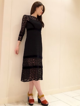 「冬」｜「アイテム（パンプス、オレンジ系）」を使った、chiさん（レディース・165cm）の冬コーディネート