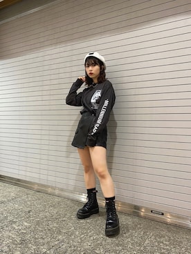 「レザースカート」｜「アイテム（ハンチング/ベレー帽）」を使った、いながわあやかさん（レディース・151cm）の春コーディネート