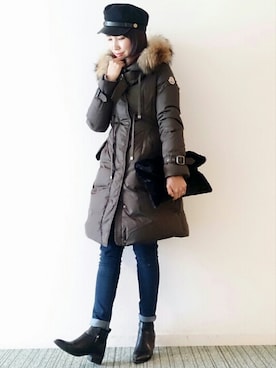 「MONCLER（モンクレール）のアイテム（ジャケット/アウター）」を使った、𝓅𝑜𝒸𝑜さん（レディース・156cm）の冬コーディネート