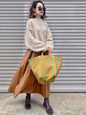 「Henryのアイテム」を使った、𝓅𝑜𝒸𝑜さん（レディース・156cm）の秋コーディネート