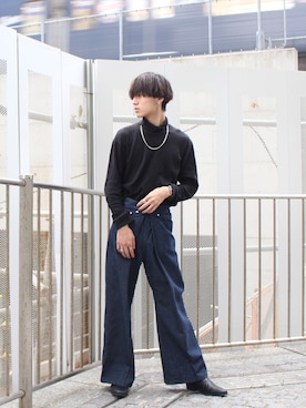 「JOHN LAWRENCE SULLIVAN（ジョンローレンスサリバン）のRIGID DENIM WIDE PANTS（デニムパンツ）」を使った、れいやさん（メンズ・178cm）の秋コーディネート