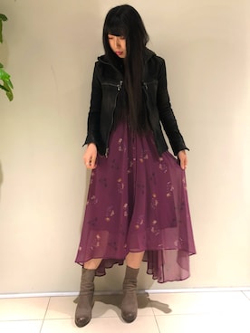「AULA」｜「アイテム（ブルゾン）」を使った、照井千尋さん（レディース・163cm）の秋コーディネート