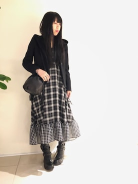 「KMRii」｜「アイテム（ノーカラージャケット）」を使った、照井千尋さん（レディース・163cm）の春コーディネート