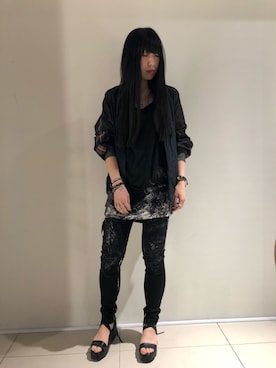 「KMRii」｜「アイテム（MA-1）」を使った、照井千尋さん（レディース・163cm）の春コーディネート