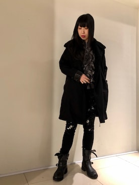 「KMRii」｜「アイテム（ピーコート）」を使った、照井千尋さん（レディース・163cm）の秋コーディネート