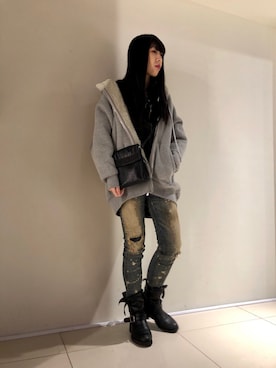 「KMRii」｜「アイテム（ライダースジャケット）」を使った、照井千尋さん（レディース・163cm）の秋コーディネート