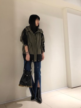 「WOOLRICH（ウールリッチ）のアイテム（ジャケット/アウター）」を使った、照井千尋さん（レディース・163cm）の春コーディネート
