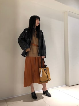 「ROYAL FLASH（ロイヤルフラッシュ）のアイテム（ライダースジャケット）」を使った、照井千尋さん（レディース・163cm）の春コーディネート