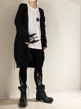 「KMRii（ケムリ）のアイテム（トップス）」を使った、照井千尋さん（レディース・163cm）の夏コーディネート