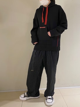 「ISAMU KATAYAMA BACKLASH（イサムカタヤマバックラッシュ）のアイテム」を使った、照井千尋さん（レディース・163cm）の冬コーディネート