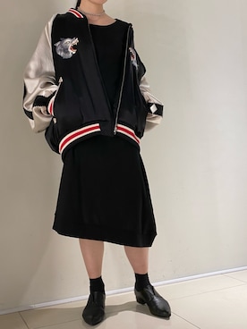 「ROYAL FLASH（ロイヤルフラッシュ）のアイテム（MA-1）」を使った、照井千尋さん（レディース・163cm）の冬コーディネート