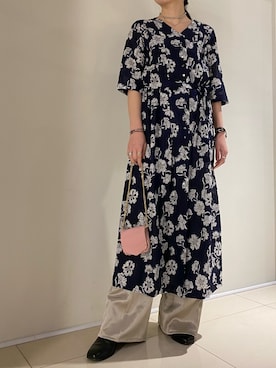 「ROYAL FLASH（ロイヤルフラッシュ）のアイテム（財布/小物）」を使った、照井千尋さん（レディース・163cm）の冬コーディネート