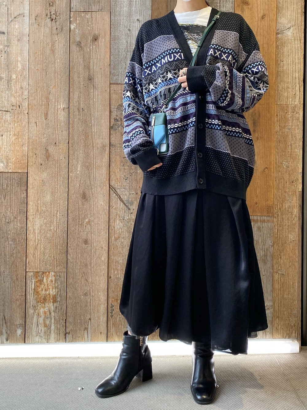 「ROYAL FLASH、SHARE SPIRIT、nude:masahiko maruyama、ajew、LAD MUSICIAN」｜「nude:masahiko maruyamaのnude:masahiko maruyama/ヌード:マサヒコ マルヤマ/BIG SLE PRINT PULL CIRCLE（Tシャツ/カットソー、ホワイト系）」を使った、照井千尋さん（レディース・163cm）の春コーディネートの1枚目の写真