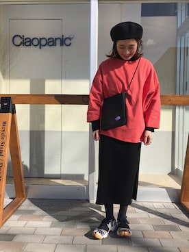 「Casselini（キャセリーニ）のアイテム（ハンチング/ベレー帽）」を使った、ささきともみさん（レディース・157cm）の冬コーディネート
