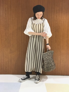 「Casselini（キャセリーニ）のアイテム（ハンチング/ベレー帽）」を使った、ささきともみさん（レディース・157cm）の春コーディネート