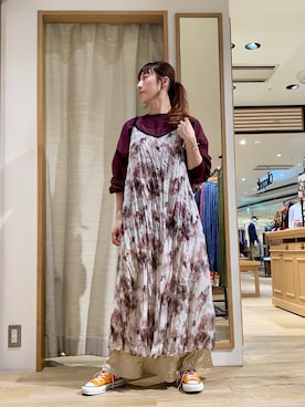 「CONVERSE（コンバース）のCONVERSE コンバース キャンバス オールスター J ハイ / CANVAS ALL STAR J HI (ORANGE) 31301640（スニーカー）」を使った、ささきともみさん（レディース・157cm）の夏コーディネート