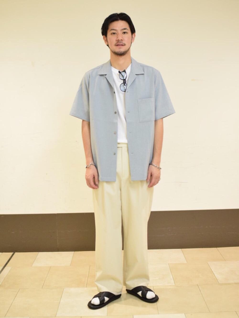 「KANEKO OPTICALのUNITED ARROWS by KANEKO OPTICAL John SGLS/アイウェア MADE IN JAPAN（サングラス、ブラック系）」を使った、高野 恭平さん（メンズ・177cm）の春コーディネートの1枚目の写真