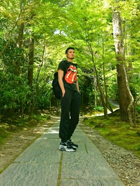 「SHIPS（シップス）のNIKE: 『AIR MAX 90 LTR』（スニーカー、ブラック系）」を使った、U-Tさん（メンズ・187cm）の春コーディネート