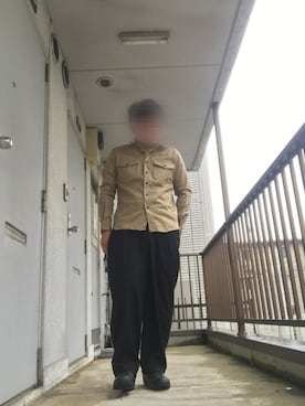 「N.HOOLYWOOD」｜「アイテム（スラックス）」を使った、moumouさん（メンズ・170cm）の秋コーディネート