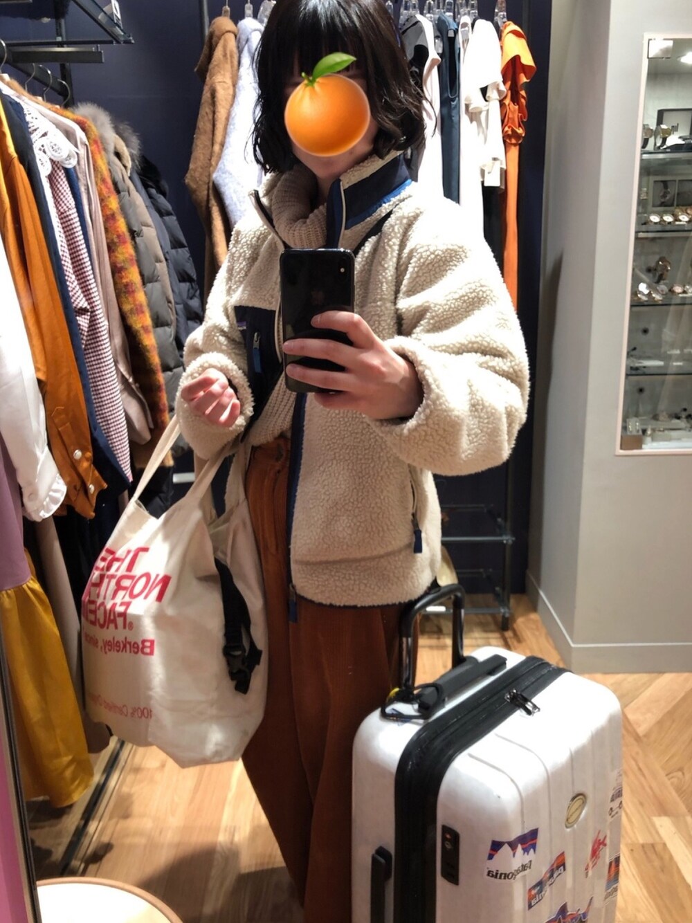 「patagonia、フリークスストア(FREAK'S STORE)」｜「patagoniaのパタゴニア/ メンズ・クラシック・レトロX・ジャケット（ブルゾン、ベージュ系）」を使った、まるすけさん（レディース・165cm）の夏コーディネートの1枚目の写真