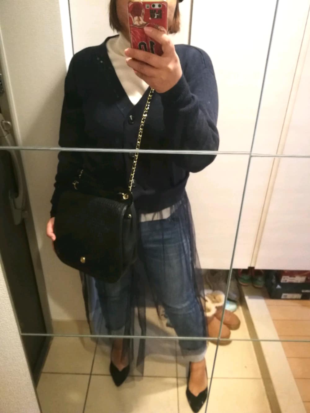 「友達とおでかけ☺︎」｜「TORY BURCH

のアイテム（ショルダーバッグ、ブラック系）」を使った、mizuki&kiyomiさん（レディース・162cm）の秋コーディネートの1枚目の写真