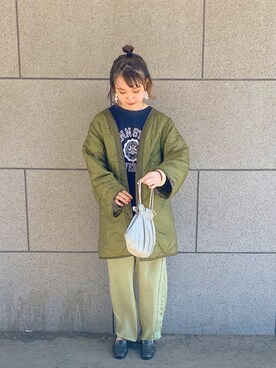 「ROKU」｜「アイテム（その他アウター）」を使った、momoさん（レディース・158cm）の春コーディネート
