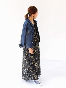 「フラワープリント」｜「アイテム（デニムジャケット）」を使った、francbonnさん（レディース・155cm）の秋コーディネート