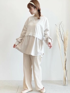 「アイテム（カチューシャ、ホワイト系）」を使った、SLURR(スラー)OFFICIALさん（レディース・156cm）の冬コーディネート