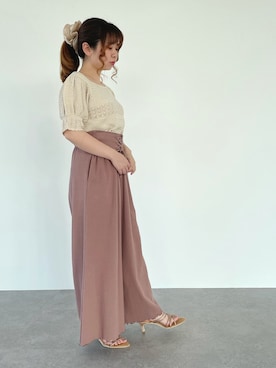 「アイテム（シュシュ）」を使った、SLURR(スラー)OFFICIALさん（レディース・153cm）の春コーディネート