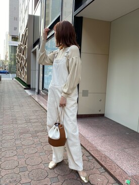 「DouDou（ドゥドゥ）のアイテム（サロペット/オーバーオール）」を使った、sakuraさん（レディース・165cm）の春コーディネート