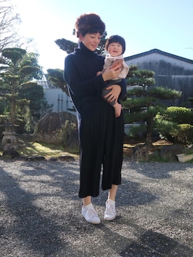 「GU（ジーユー）のアイテム（その他パンツ、ブラック系）」を使った、utamama210さん（レディース・172cm）の冬コーディネート